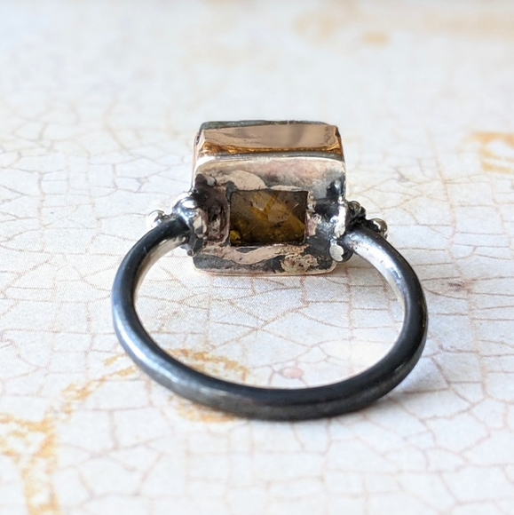 *SOLD* CARIA Handmade Silver Labradorite Ring - Picture 4 of 4